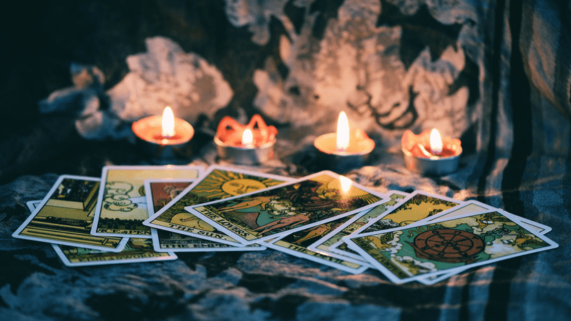 5 Best Questions to Ask Tarot Card Readers About Love